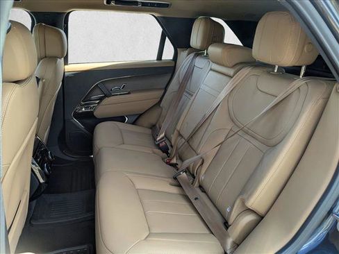 Used 2023 Land Rover Range Rover Sport SE image 20