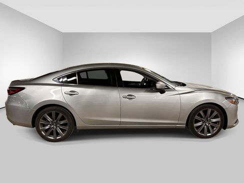 Used 2018 MAZDA MAZDA6 Touring FWD image 2
