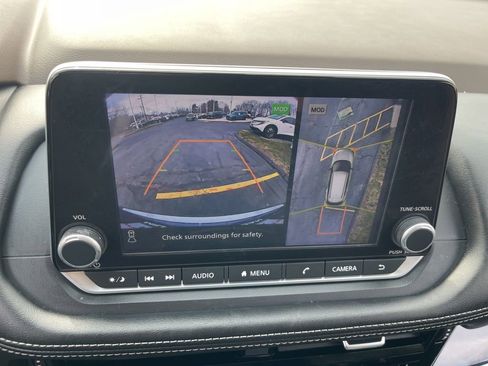 Certified 2023 Nissan Rogue SL image 14