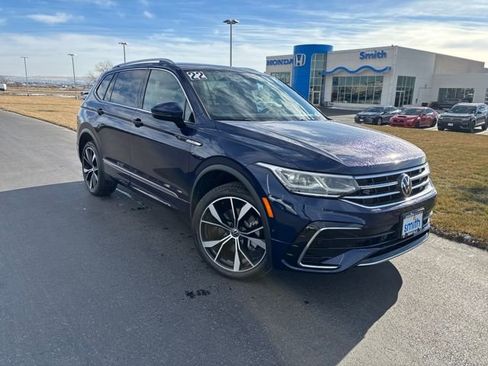 Used 2022 Volkswagen Tiguan SEL R-Line image 1