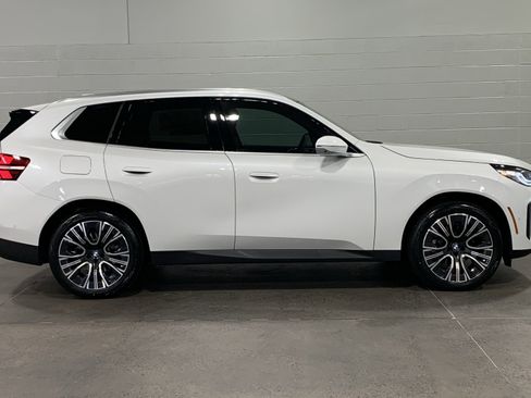 Used 2026 BMW X3 xDrive30 w/ Premium Package image 9