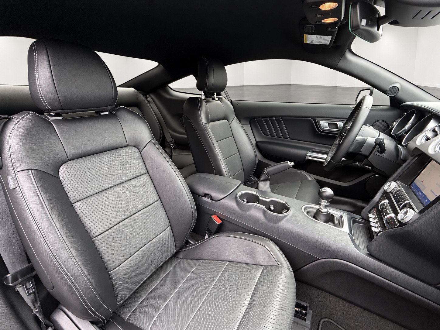 Used 2021 Ford Mustang GT Premium w/ Ford Safe & Smart Package RWD image 19