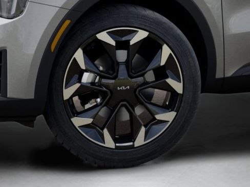 New 2026 Kia Sorento EX w/ EX Premium Package FWD image 10