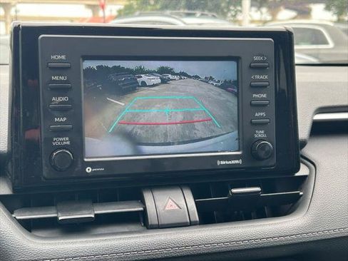 Certified 2021 Toyota RAV4 XLE w/ Convenience Package AWD/4WD image 32
