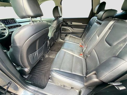 Used 2022 Kia Telluride LX AWD/4WD image 26