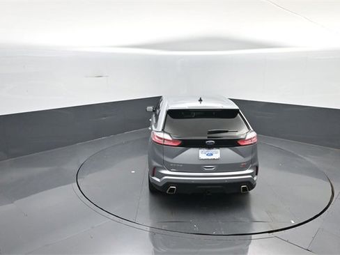 Certified 2020 Ford Edge ST image 30