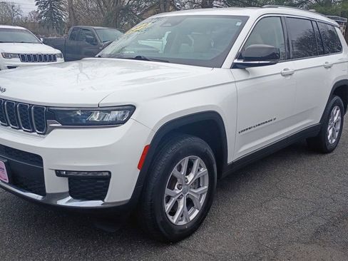 Used 2022 Jeep Grand Cherokee L Limited AWD/4WD image 7