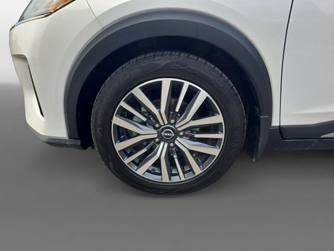 Certified 2023 Nissan Kicks SR w/ SR Premium Package image 10