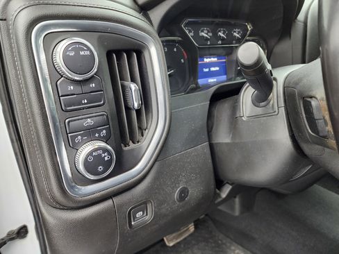 Used 2022 GMC Sierra 2500 SLE image 38