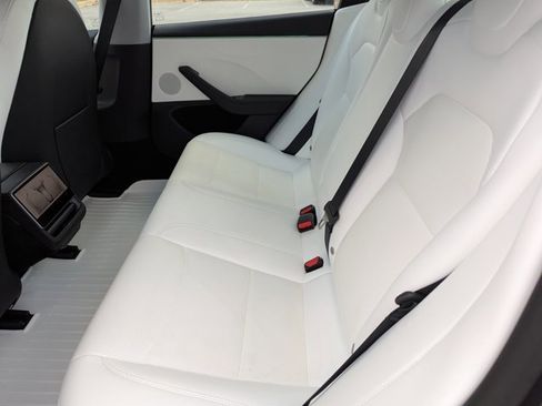 Used 2025 Tesla Model 3 Long Range image 25