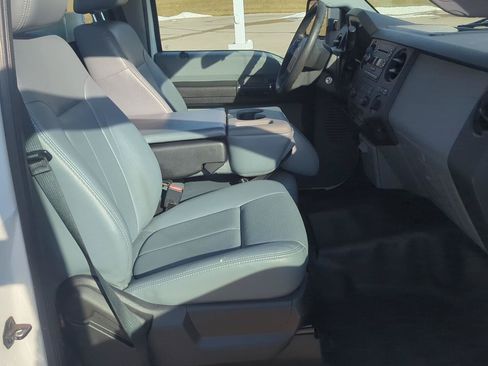 Used 2016 Ford F250 XL w/ Power Equipment Group RWD image 20