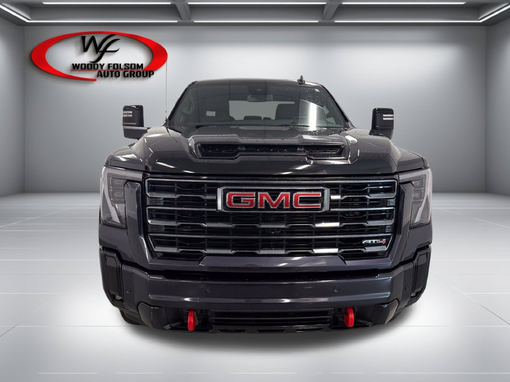 Used 2026 GMC Sierra 2500 AT4 AWD/4WD image 2