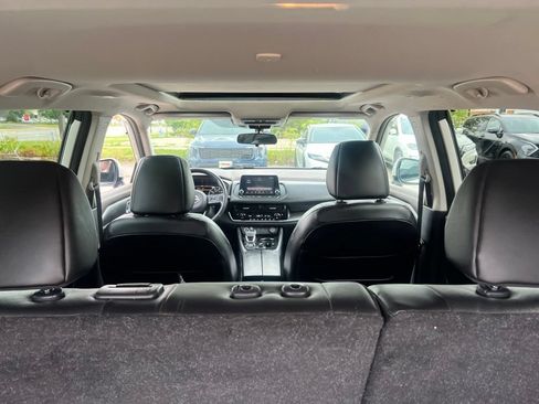 Used 2023 Nissan Rogue SV w/ SV Premium Package AWD/4WD image 13