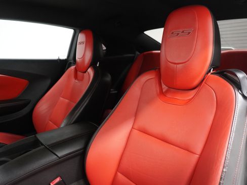 Used 2011 Chevrolet Camaro SS w/ RS Package RWD image 11