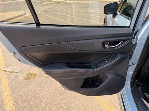 Used 2019 Subaru Crosstrek 2.0i Limited w/ Moonroof Package w/Navigation AWD/4WD image 23