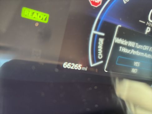 Used 2025 Toyota Camry LE FWD image 18