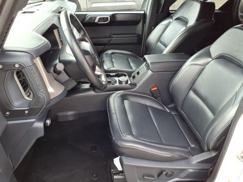 Certified 2025 Ford Bronco Outer Banks image 15