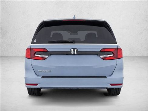 Used 2024 Honda Odyssey Sport image 6