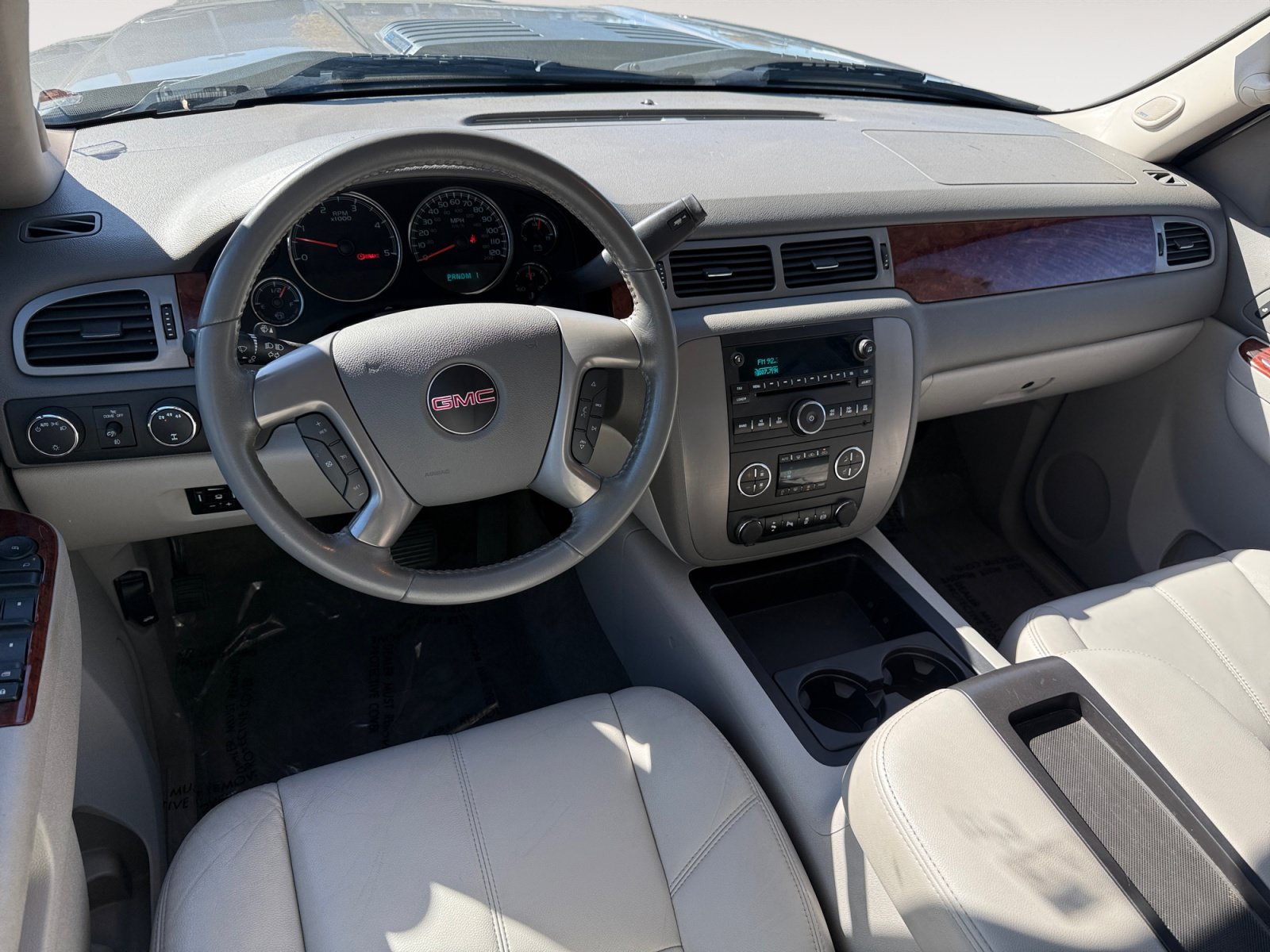 Used 2014 GMC Sierra 2500 SLT w/ SLT Convenience Package AWD/4WD image 15
