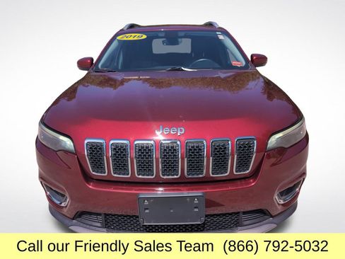 Used 2019 Jeep Cherokee Limited AWD/4WD image 10