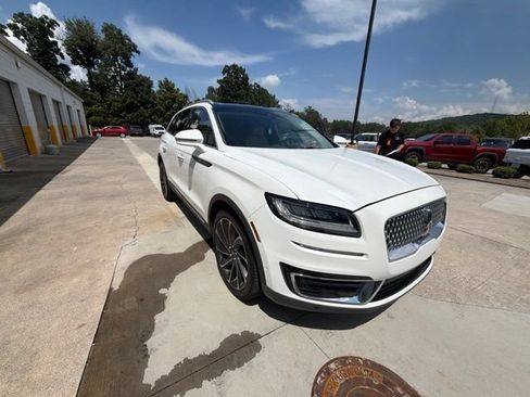Used 2020 Lincoln Nautilus Reserve w/ Equipment Group 201A FWD image 8