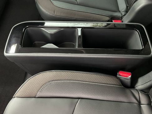 New 2026 Nissan Pathfinder SL image 18