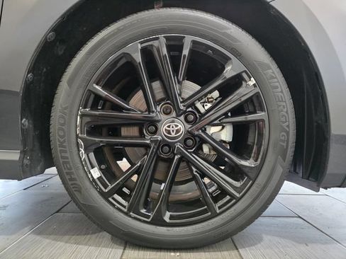 Used 2025 Toyota Camry SE AWD/4WD image 25