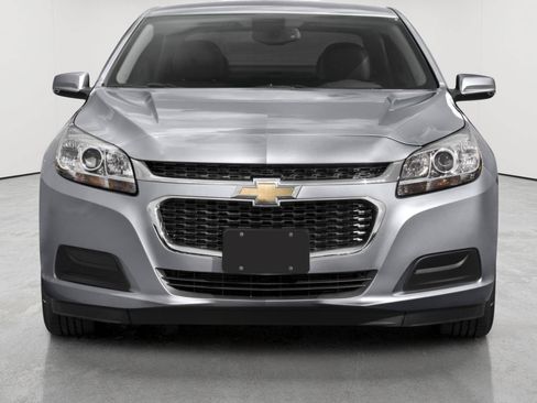 Used 2016 Chevrolet Malibu LT w/ Power Convenience Package FWD image 5