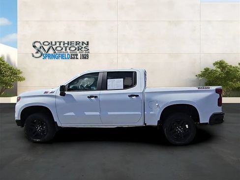 Used 2025 Chevrolet Silverado 1500 LT Trail Boss w/ Convenience Package II AWD/4WD image 29