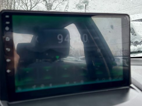 Used 2013 Ford Fiesta S image 9