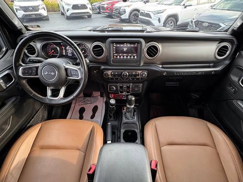 Used 2020 Jeep Wrangler Unlimited Rubicon w/ LED Lighting Group AWD/4WD image 14