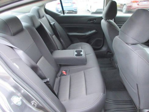 Used 2024 Nissan Altima 2.5 SV image 21