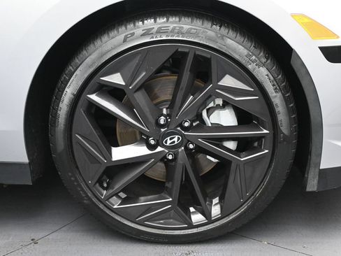 Used 2024 Hyundai Ioniq 6 SEL RWD image 34