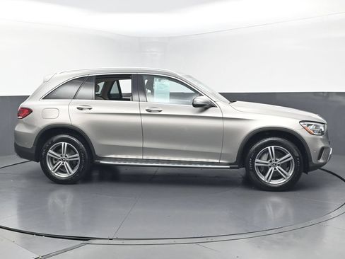 Used 2022 Mercedes-Benz GLC 300 w/ Premium Package Lite image 5