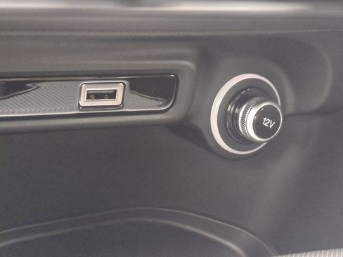 New 2025 Alfa Romeo Giulia w/ Driving Assist Package RWD image 20
