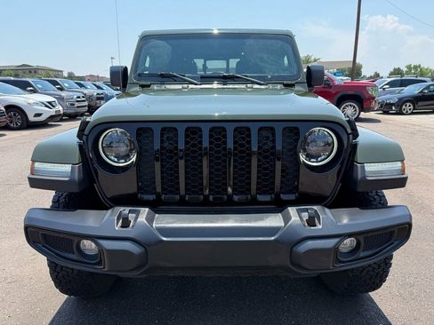 Used 2023 Jeep Gladiator Sport image 8