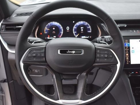 New 2026 Jeep Grand Cherokee Altitude AWD/4WD image 21