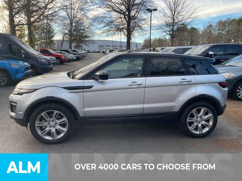 Used 2016 Land Rover Range Rover Evoque SE image 3