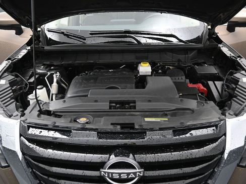 Used 2024 Nissan Pathfinder Platinum w/ Cargo Package AWD/4WD image 34
