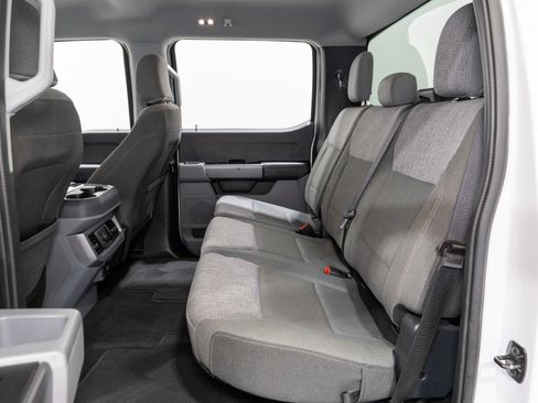 Used 2025 Ford F250 XLT w/ FX4 Off-Road Package image 29