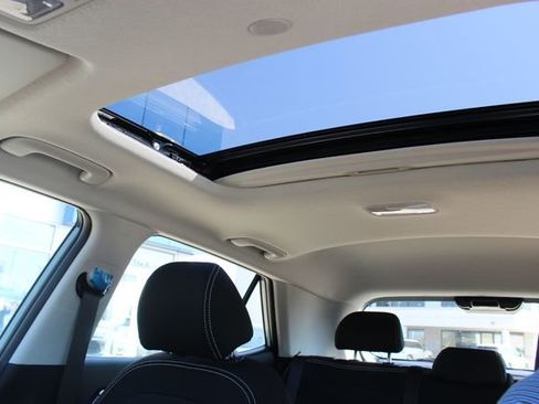 New 2026 Hyundai Venue SEL FWD image 25