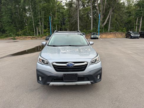Used 2021 Subaru Outback Limited XT AWD/4WD image 4