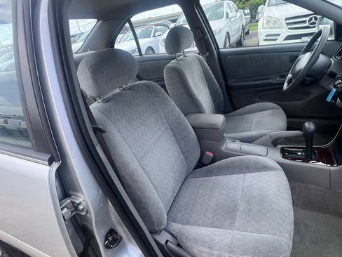 Used 2001 Nissan Altima GXE image 27