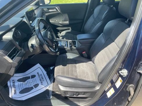 Used 2024 Mitsubishi Outlander SE Black Edition AWD/4WD image 18
