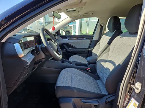 New 2026 Volkswagen Tiguan S image 9