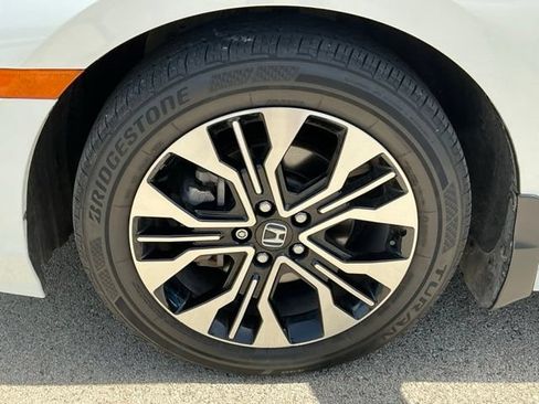 Used 2025 Honda Odyssey Elite image 5
