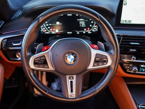 Used 2023 BMW M5 image 27