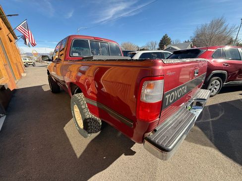 Used 1996 Toyota T100 DX image 4