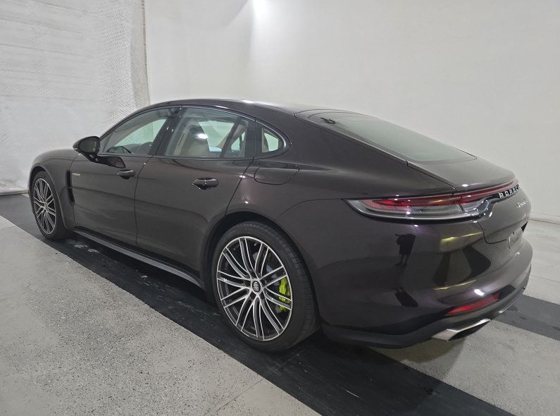 Used 2021 Porsche Panamera 4S w/ Premium Package AWD/4WD image 4