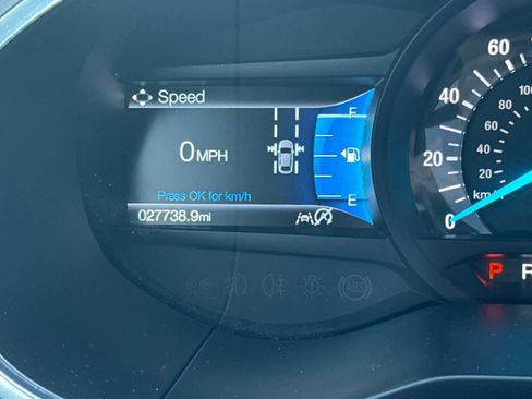 Used 2020 Ford Edge Titanium w/ Equipment Group 301A FWD image 29